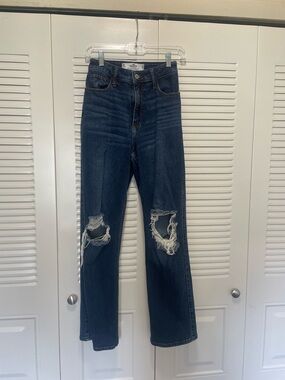 Hollister Dark Blue Distressed dad Jean